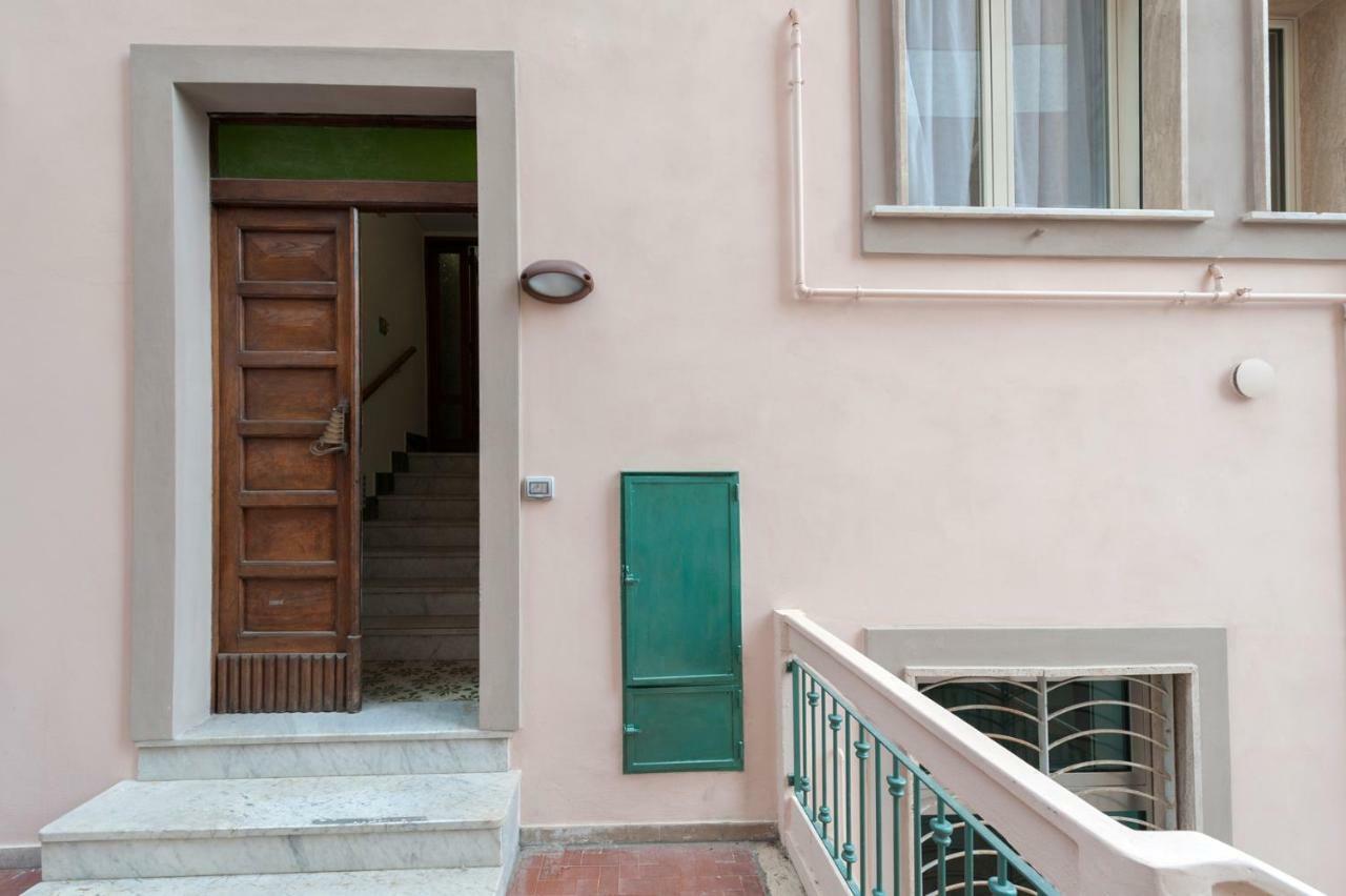 Bed & Breakfast Antonello Salernes Extérieur photo